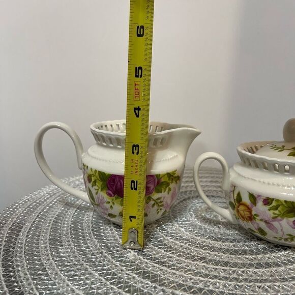 Royal Albert Pierced Cream and Sugar Set Old Country Roses NWT - Picture 12 of 16